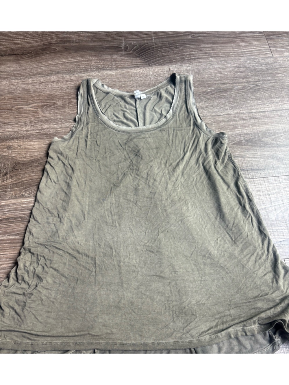 Cable & Gauge Olive Tank Top in Military Green
